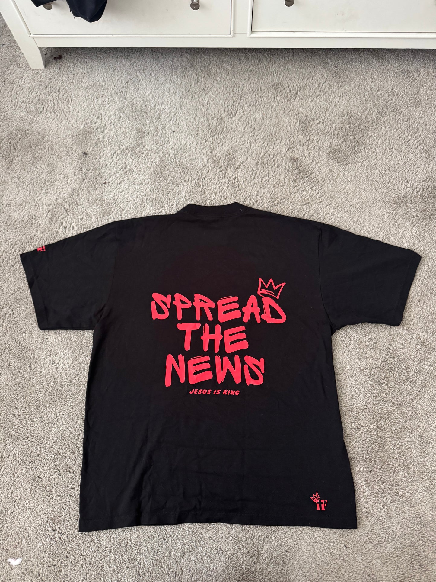 SPREAD THE NEWS - HEAVY T-SHIRT