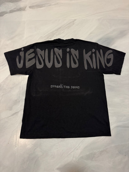 JESUS IS KING - BLACK ON BLACK - HEAVY T-SHIRT